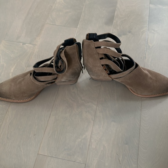 Free people Sloane boot / booties worn once size 38 - Picture 2 of 6